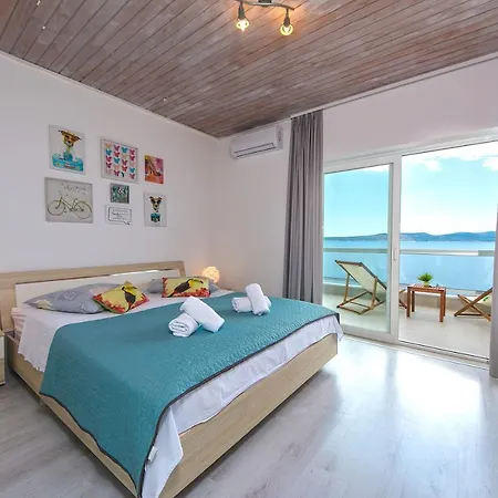 Abuela's Beach House Brela
