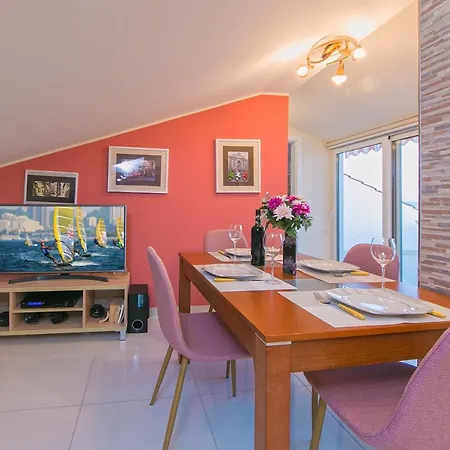 Abuela's Beach House Apartman Brela