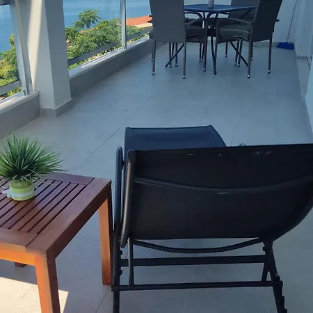 Abuela's Beach House * Brela